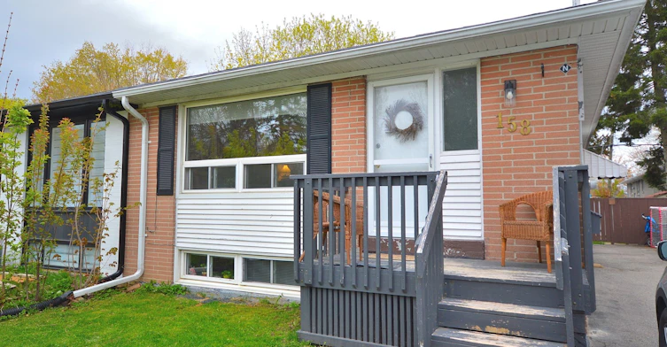UPPER-158 Cherrywood Drive, Newmarket, ON, L3Y 2X7