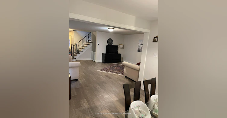 Main-805 Sisler Avenue, Newmarket, ON, L3X 2T8 - 3