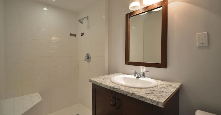 Bsmt-190 Cherrywood Drive, Newmarket, ON, L3Y 2X8 - 6