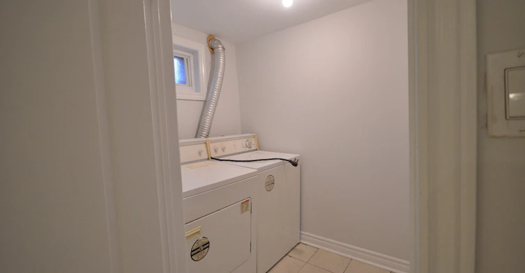 Bsmt-190 Cherrywood Drive, Newmarket, ON, L3Y 2X8 - 10