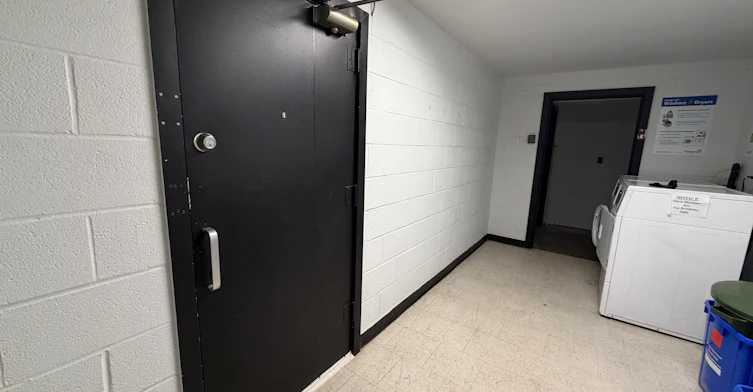 2B-10 Mosley Street, Aurora, ON, L4G 1G6 - 2