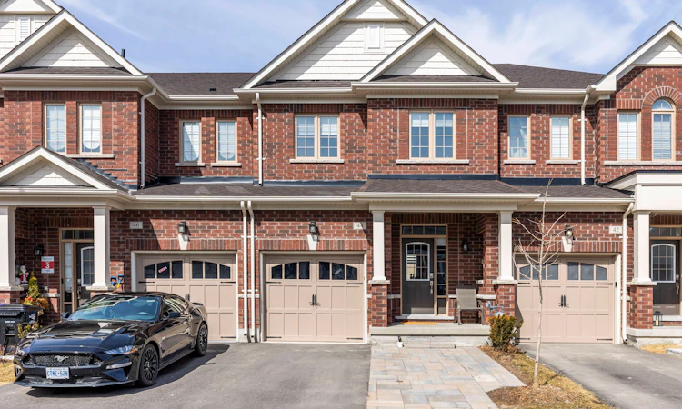 44 Clifford Crescent