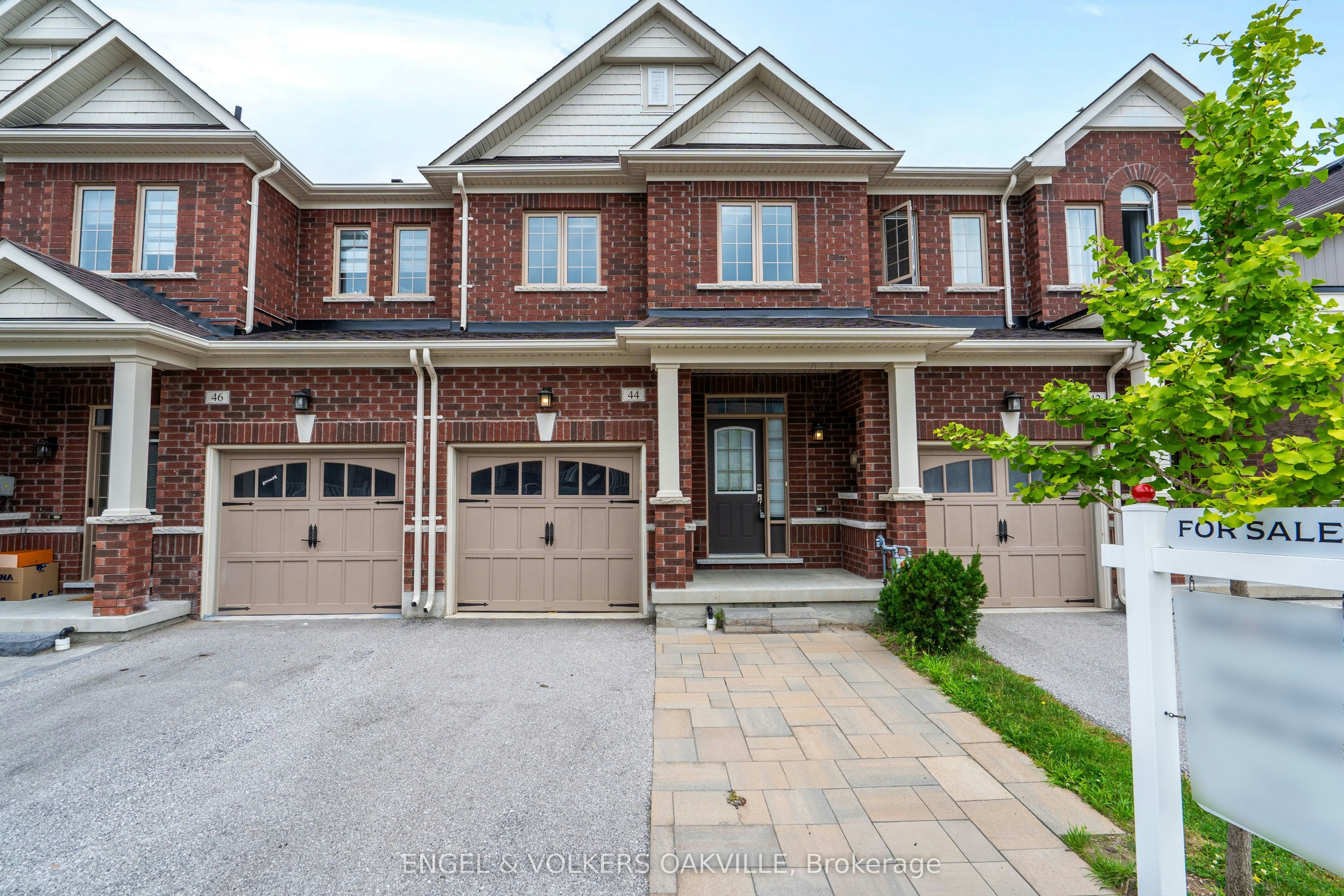 44 Clifford Crescent, New Tecumseth, ON, L0G 1W0