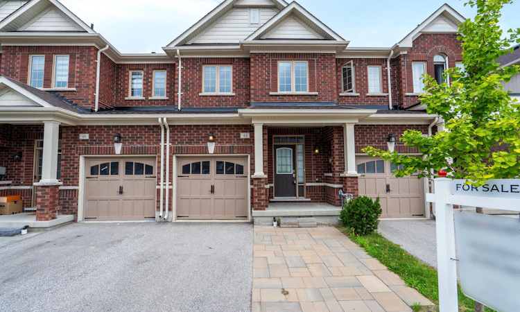 44 Clifford Crescent