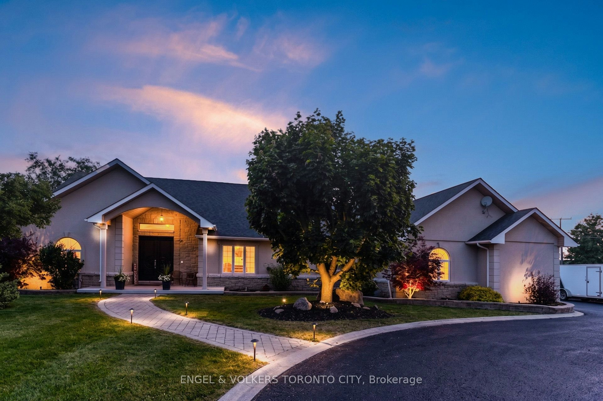 1288 Shore Acres Drive, Innisfil, ON, L0L 1R0