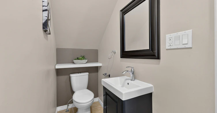 774 Churchill Lane, Georgina, ON, L0E 1S0 - 20