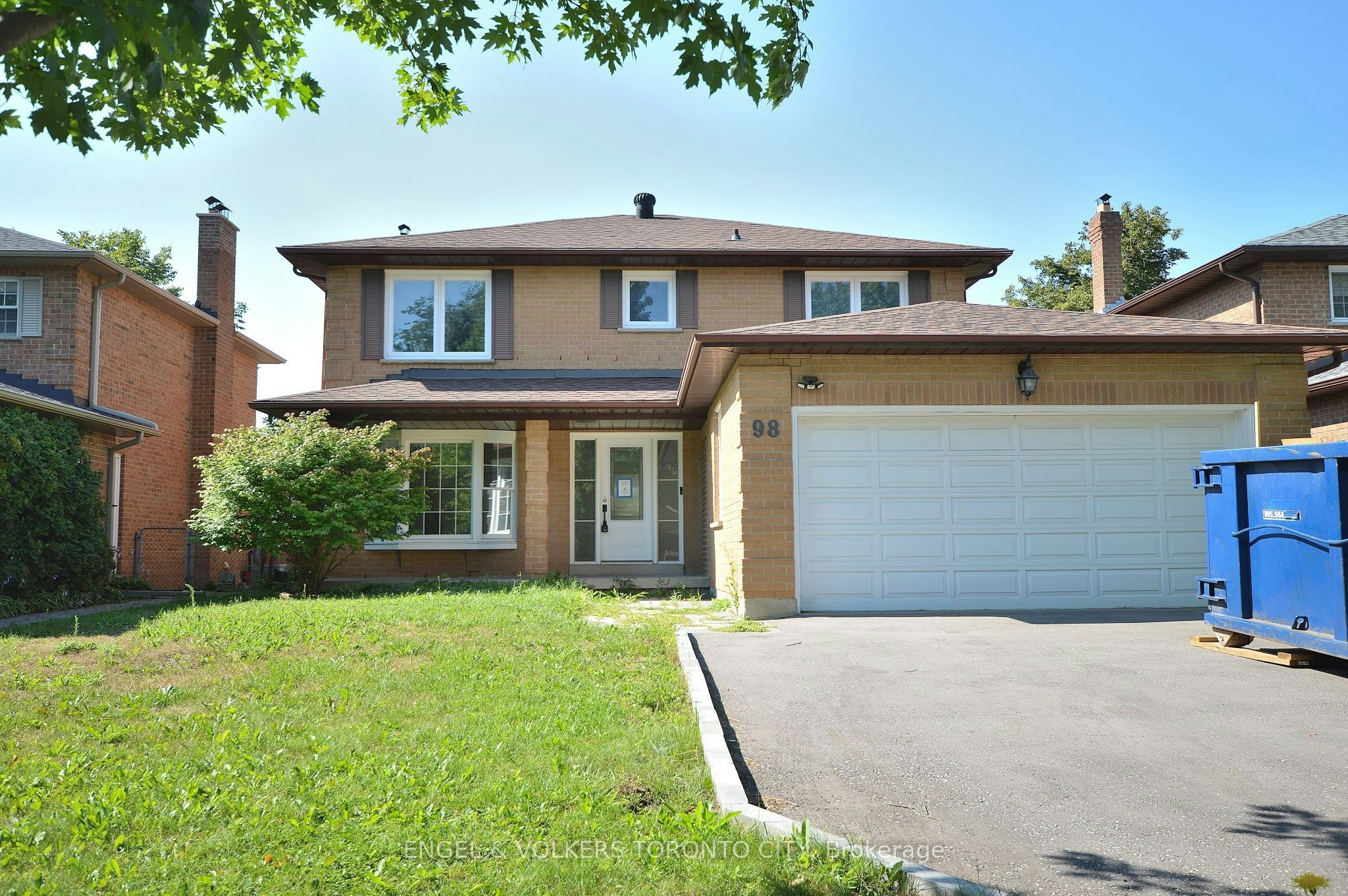 98 Golf Links Drive, Aurora, ON, L4G 3V3