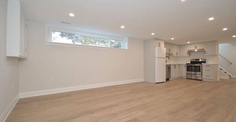 Basement-139 Queen Street, Newmarket, ON, L3Y 2E9 - 6