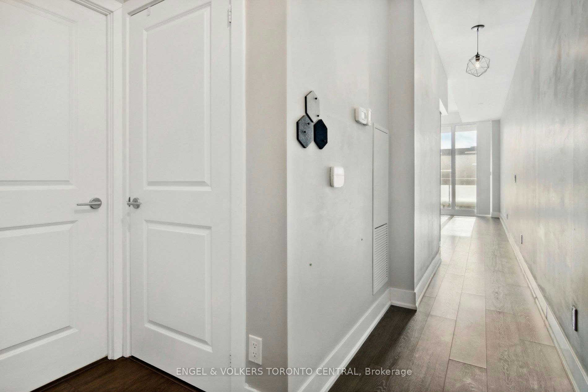 401-180 Enterprise Boulevard, Markham, ON, L6G 0B3 - 7