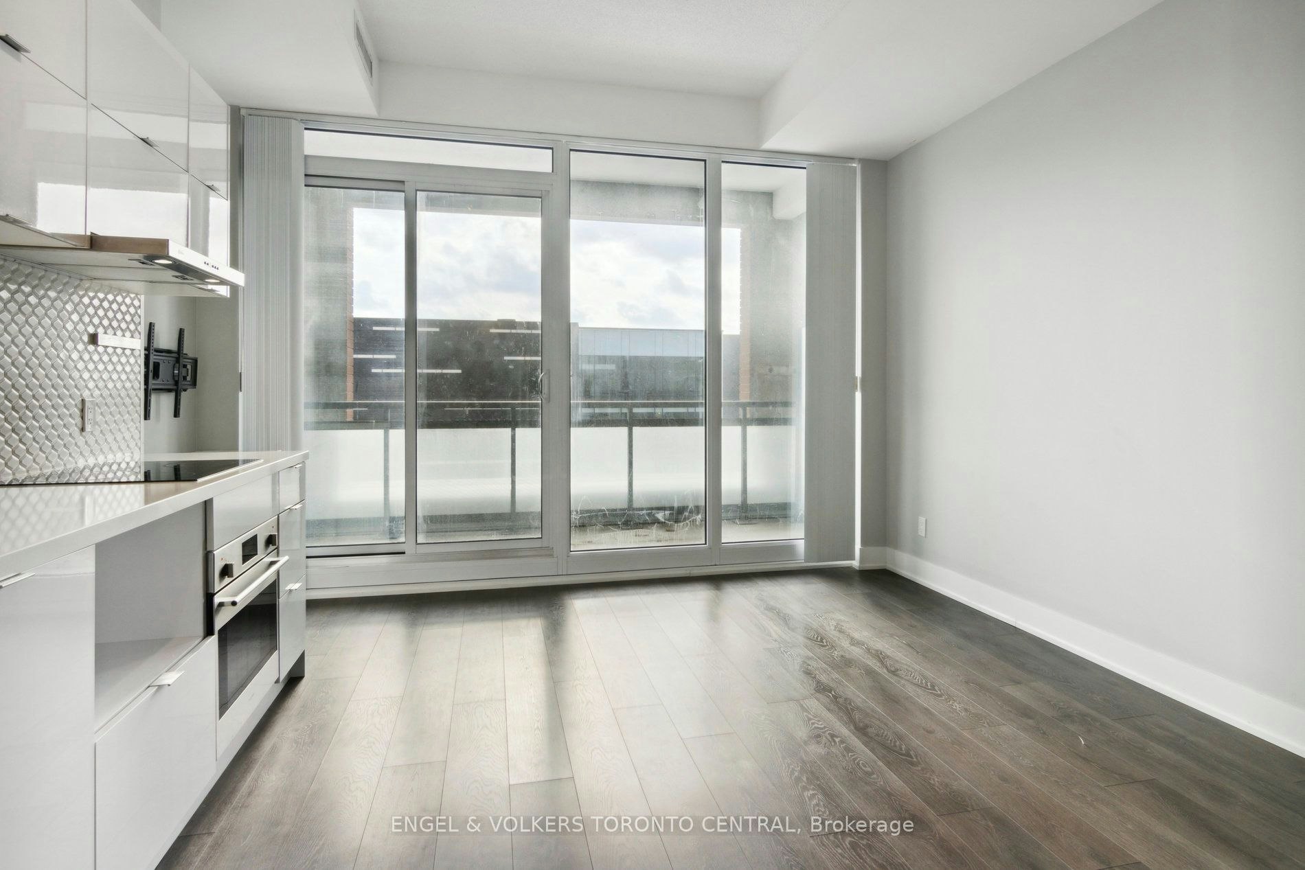 401-180 Enterprise Boulevard, Markham, ON, L6G 0B3 - 12