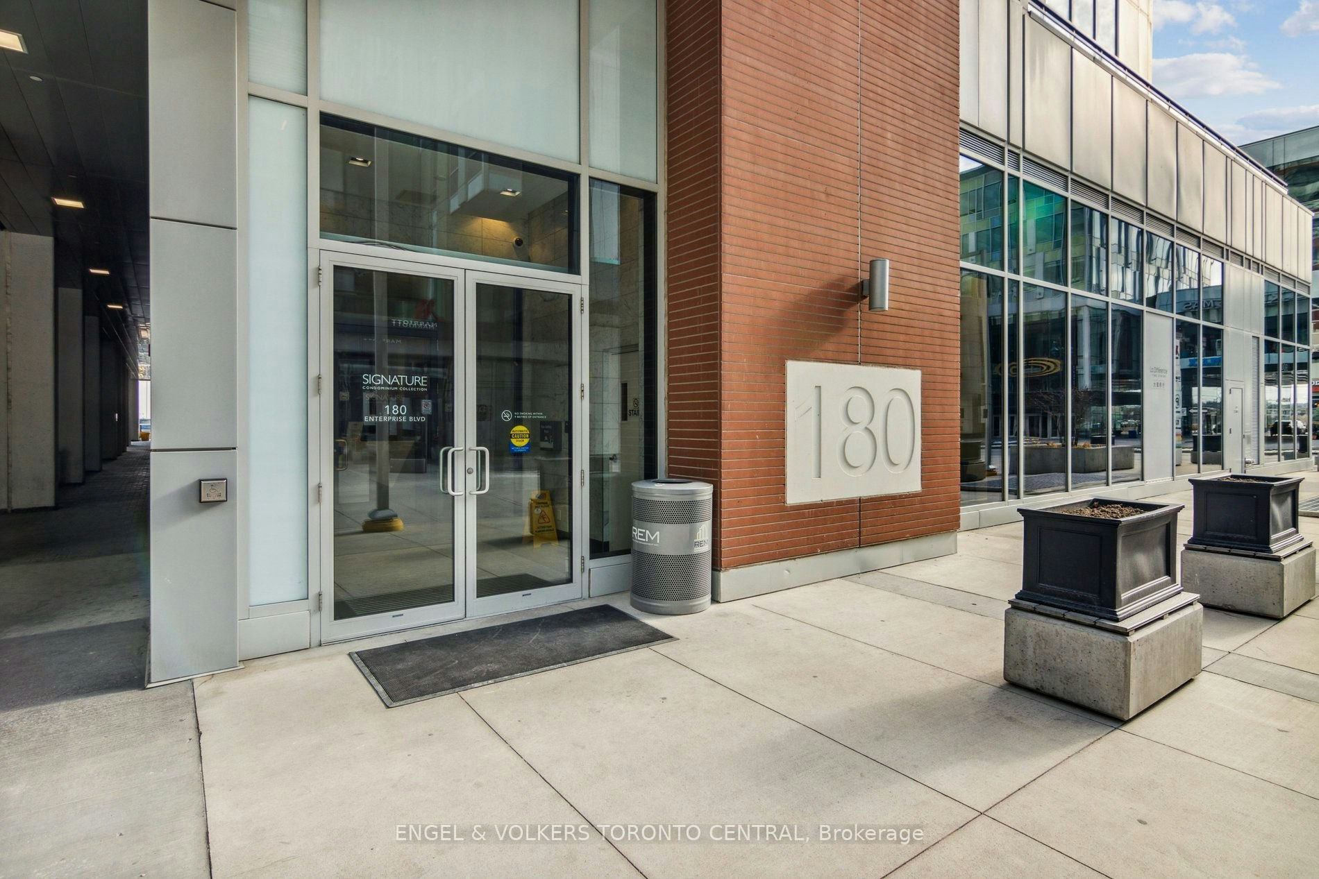 401-180 Enterprise Boulevard, Markham, ON, L6G 0B3 - 2