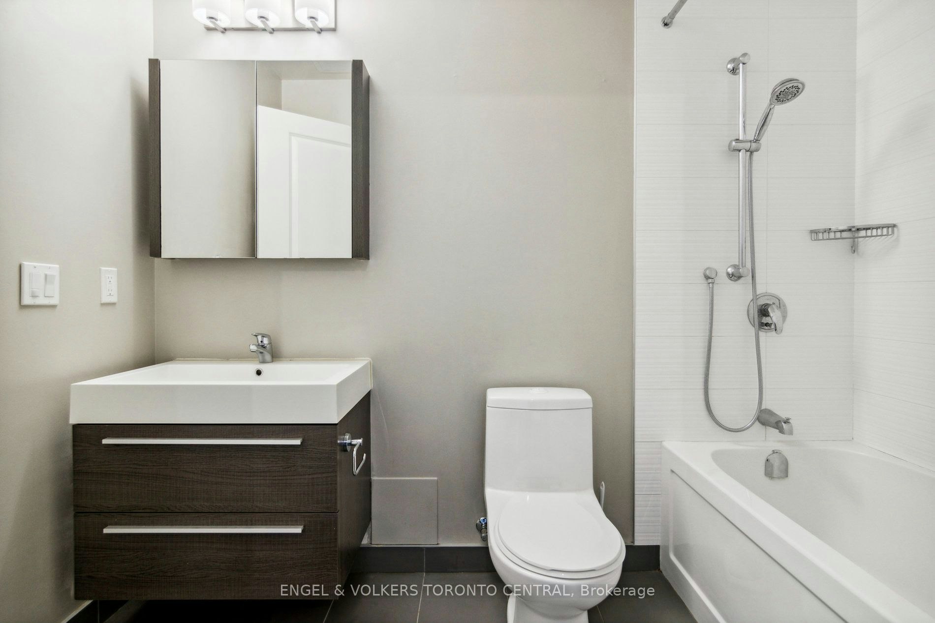 401-180 Enterprise Boulevard, Markham, ON, L6G 0B3 - 8