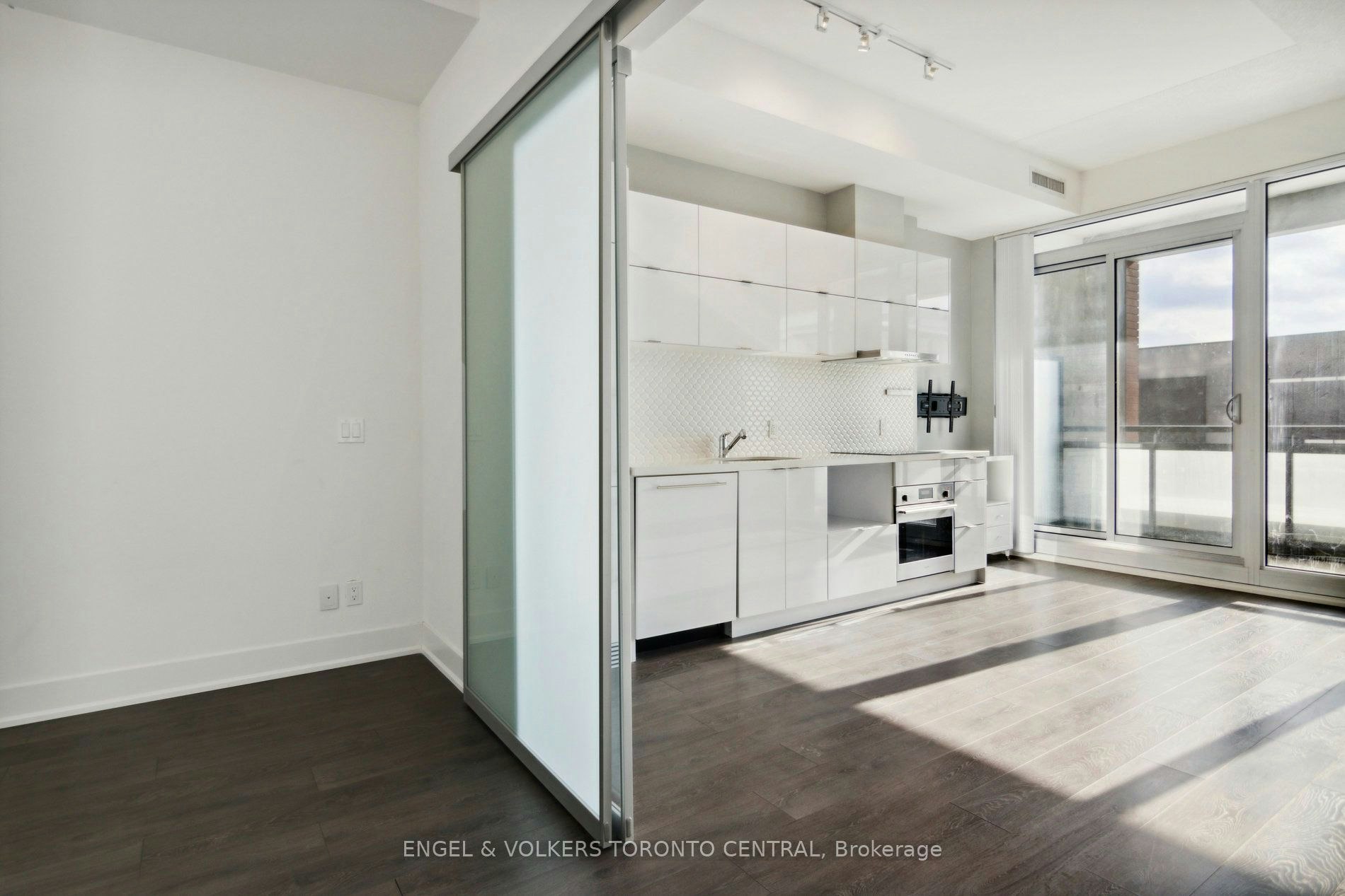 401-180 Enterprise Boulevard, Markham, ON, L6G 0B3 - 21
