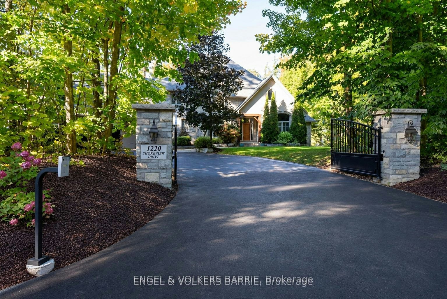 1220 Shoreview Drive, Innisfil, ON, L9S 2L5