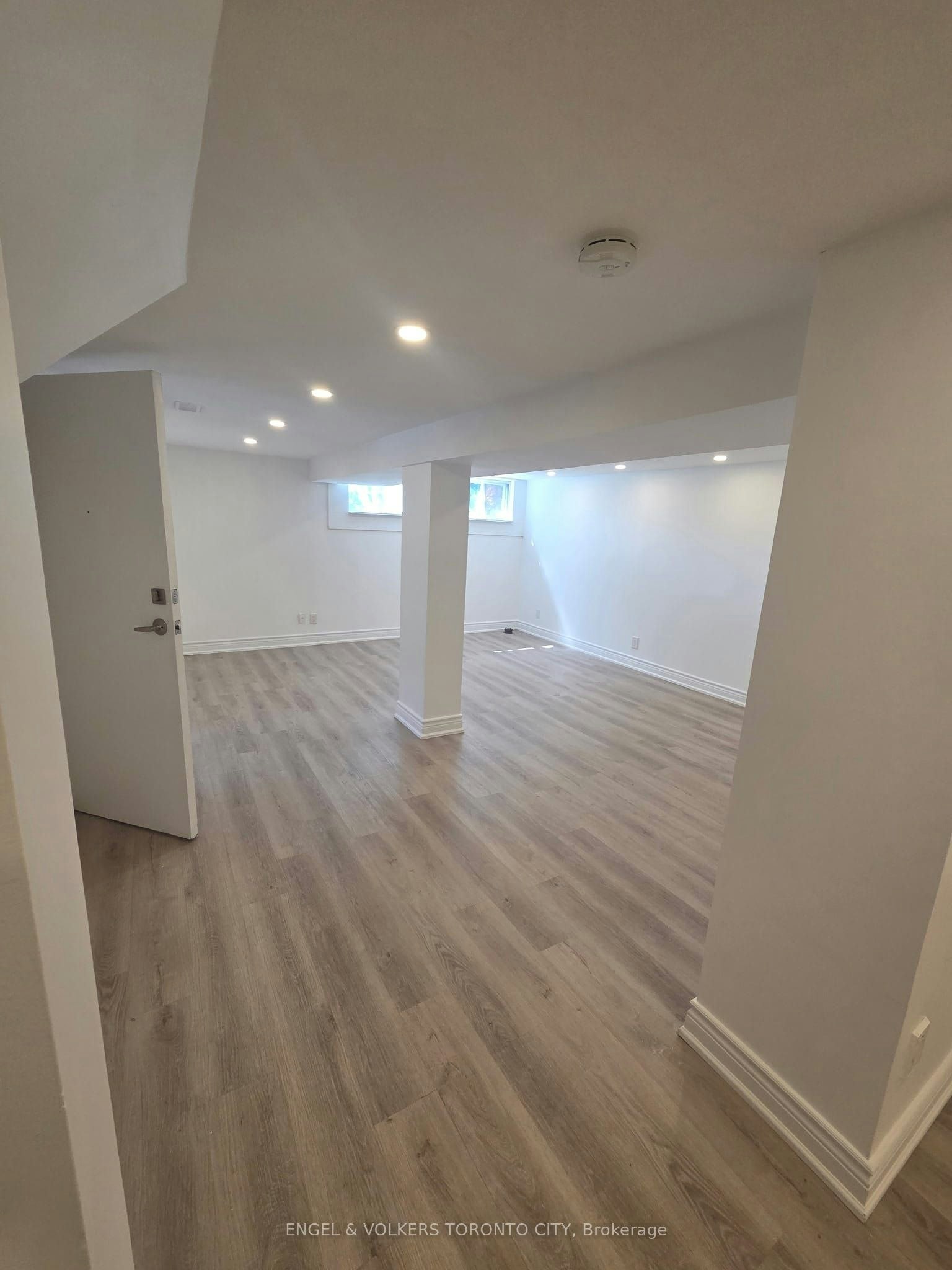 Basement-37 Newbury Drive, Newmarket, ON, L3Y 4P9 - 3