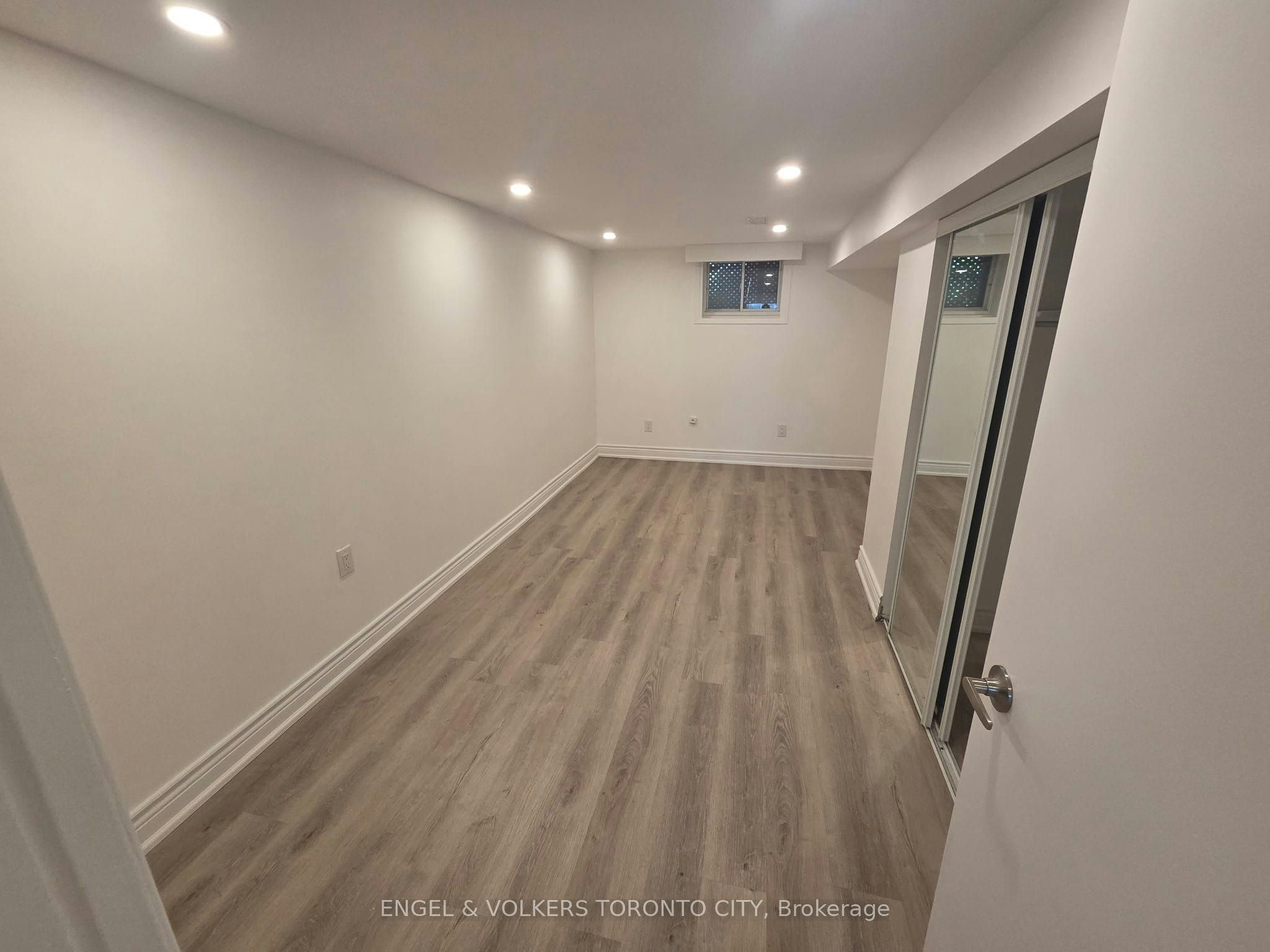 Basement-37 Newbury Drive, Newmarket, ON, L3Y 4P9 - 6