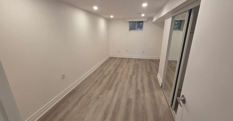 Basement-37 Newbury Drive, Newmarket, ON, L3Y 4P9 - 6