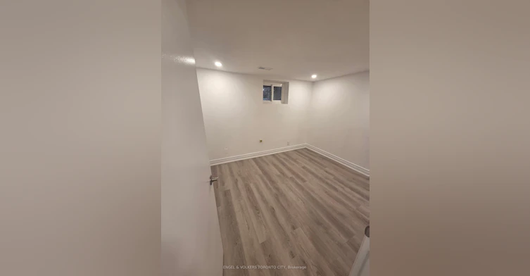 Basement-37 Newbury Drive, Newmarket, ON, L3Y 4P9 - 9