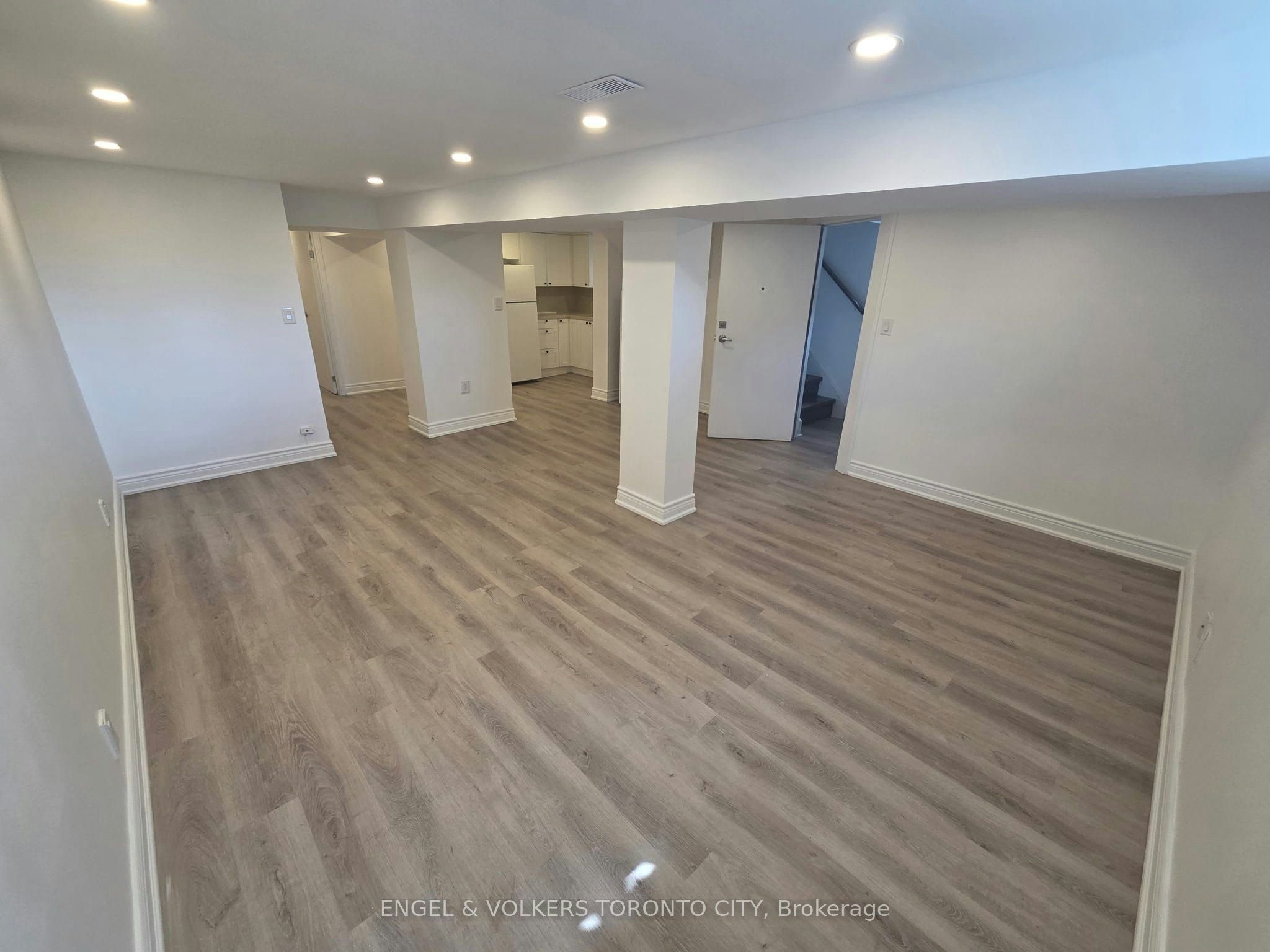 Basement-37 Newbury Drive, Newmarket, ON, L3Y 4P9 - 4