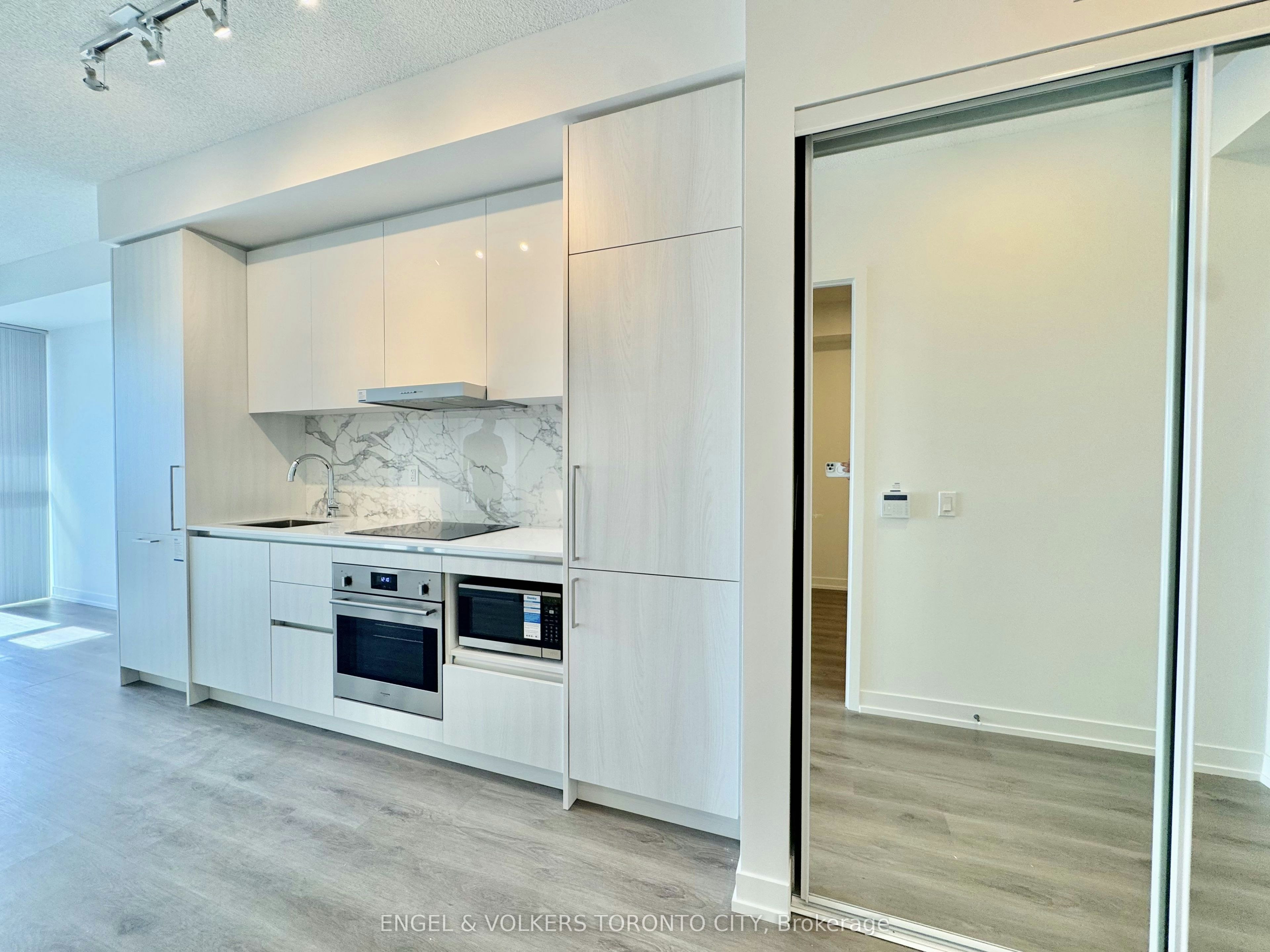 3203-225 Commerce Street, Vaughan, ON, L4K 0R1 - 11