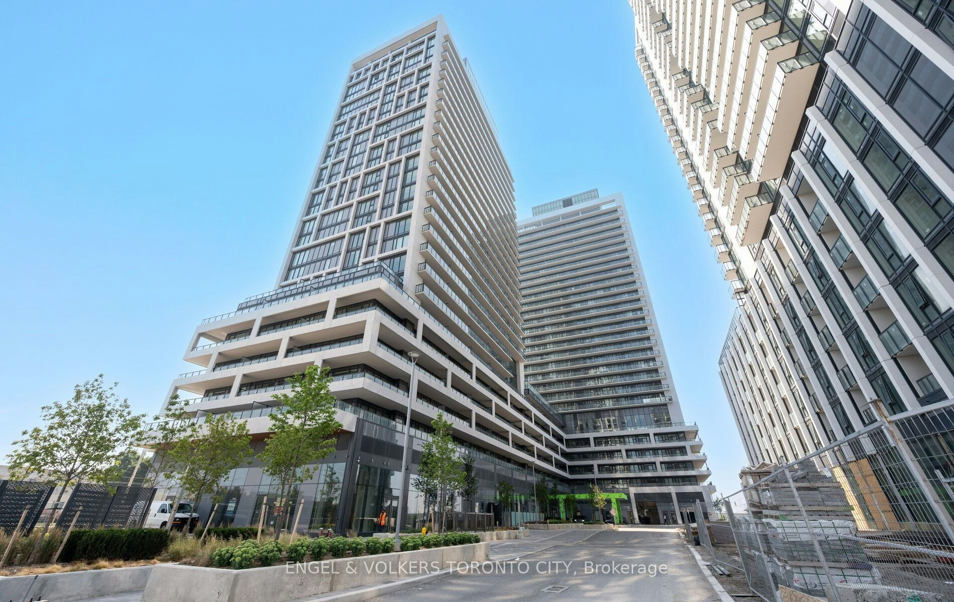 1603-8960 Jane Street, Vaughan, ON, L4K 2M9