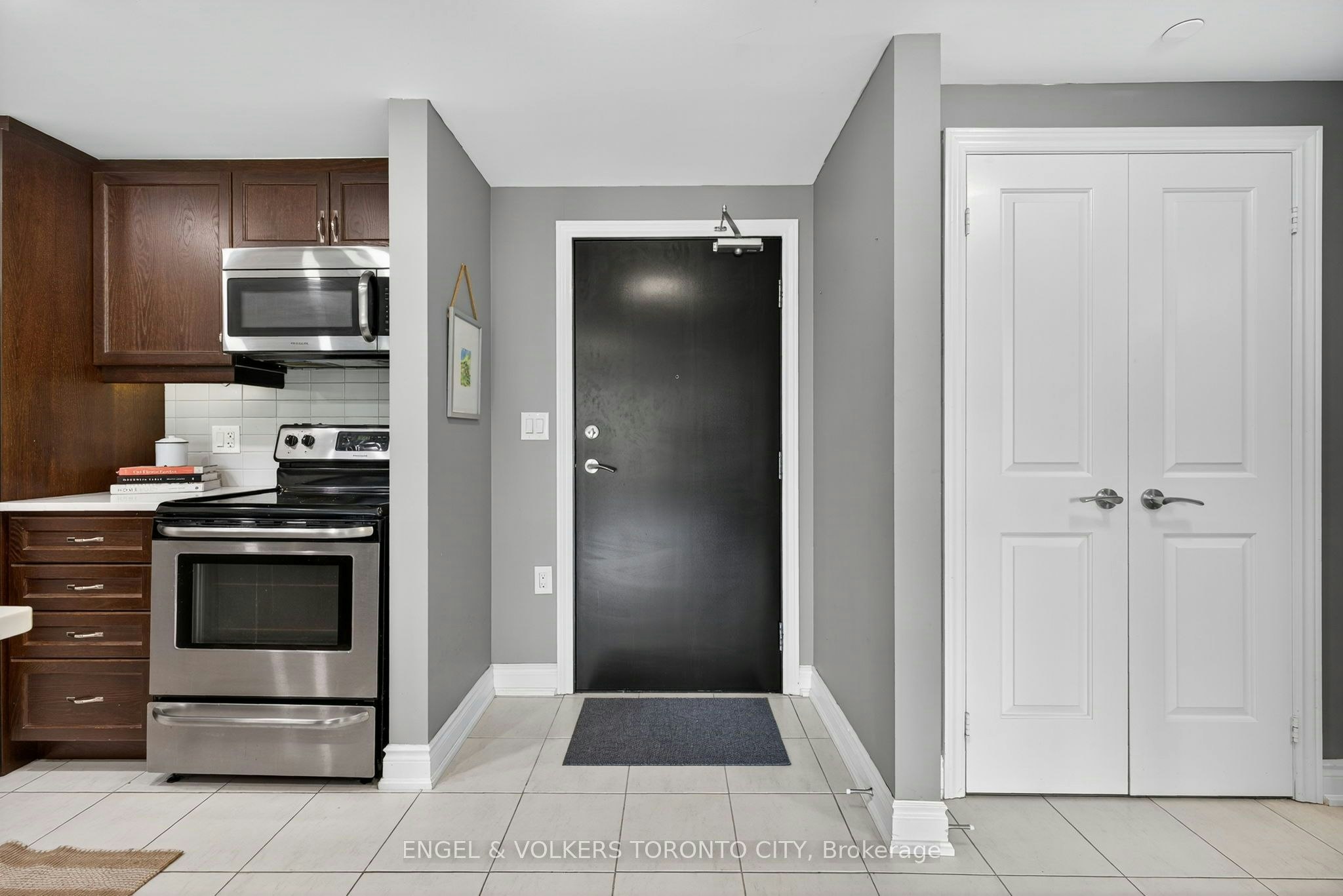 503-149 Church Street, King, ON, L0G 1T0 - 2