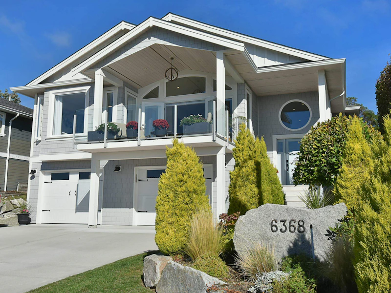 6368 Samron Road, Sechelt BC