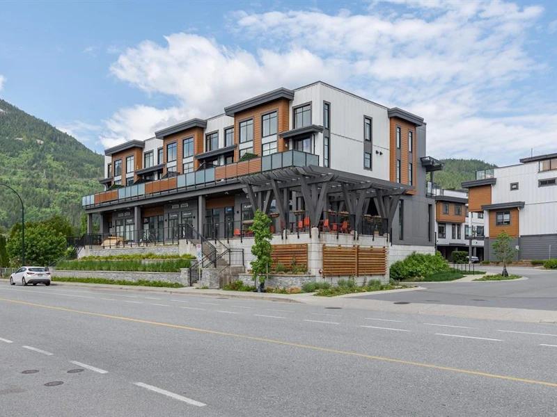 101 - 39767 Government Road, Squamish BC