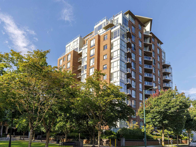 807 - 1575 W 10th Avenue, Vancouver BC V6J 5L1
