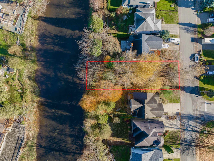 225 Miami River Drive, Harrison Hot Springs, BC, V0M 1K0