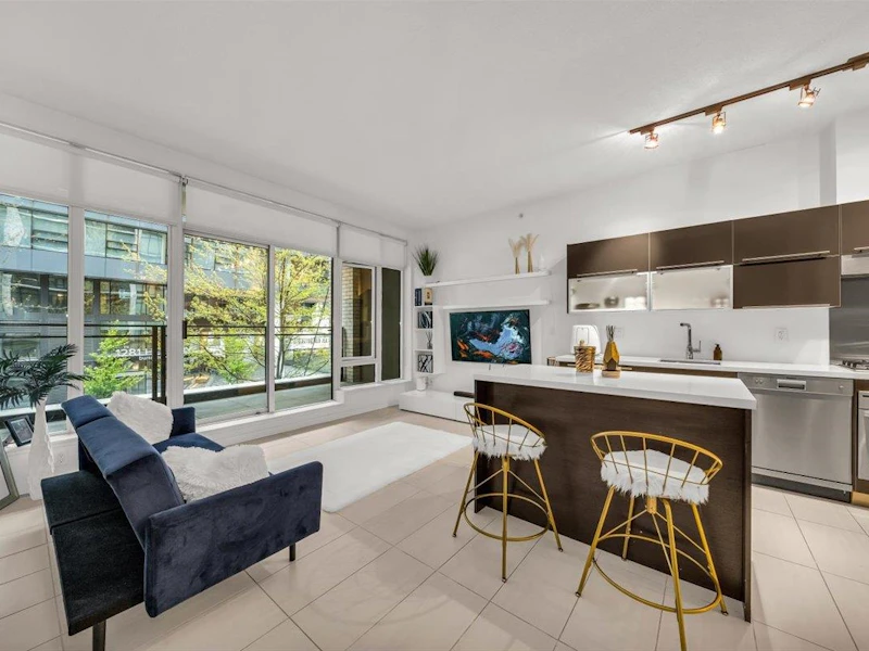 208 - 1252 Hornby Street, Vancouver BC V6Z 0A3