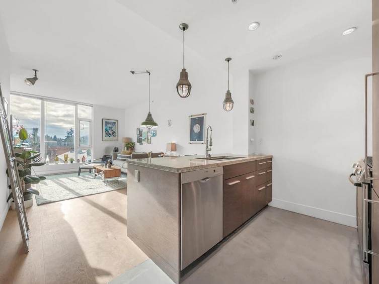 412-2528 Maple Street, Vancouver, BC, V6J 0B4