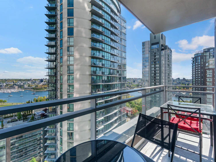 2107-1372 Seymour Street, Vancouver, BC, V6B 1L1