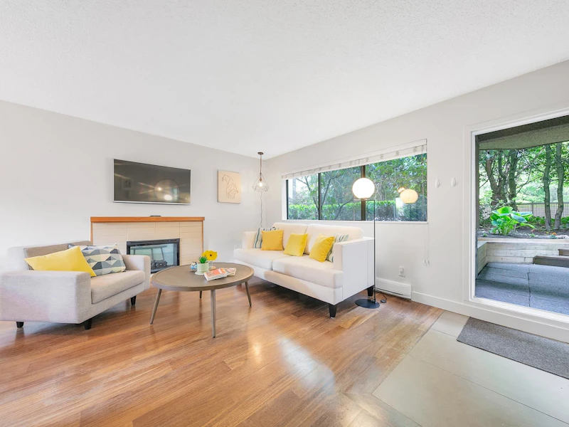 G01 - 1750 Augusta Avenue, Burnaby BC V5A 2V6