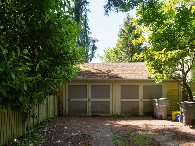 287 E 26th Avenue, Vancouver, BC, V5V 2H2 - 36