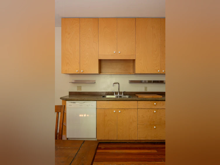 287 E 26th Avenue, Vancouver, BC, V5V 2H2 - 26