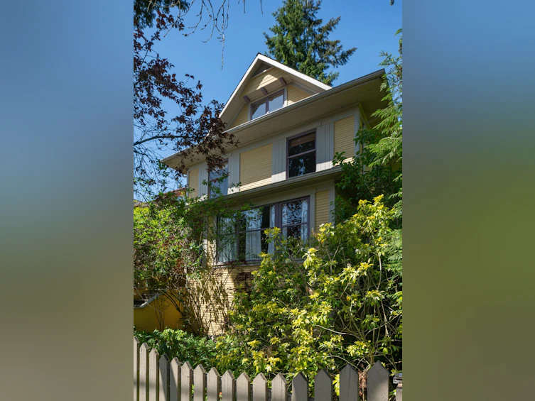 287 E 26th Avenue, Vancouver, BC, V5V 2H2 - 37