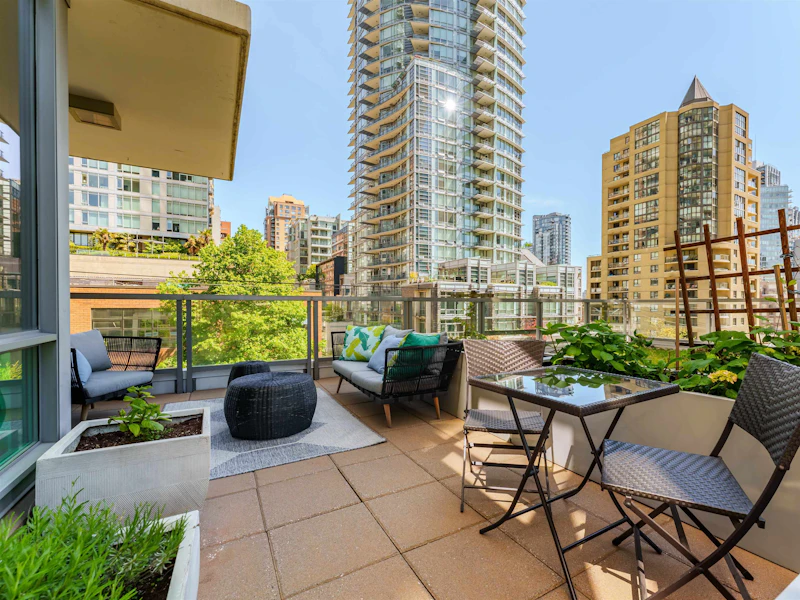 506 - 1308 Hornby Street, Vancouver BC V6Z 0C5