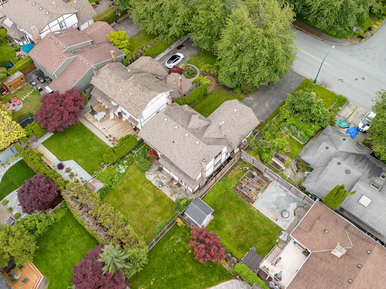 3893 Brockton Crescent, North Vancouver, BC, V7G 2L6 - 25