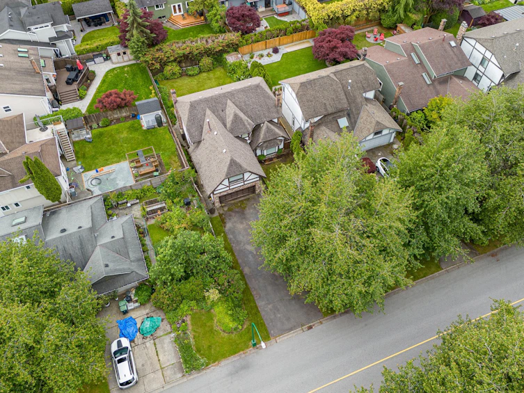 3893 Brockton Crescent, North Vancouver, BC, V7G 2L6 - 17