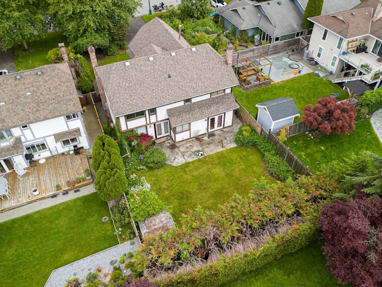 3893 Brockton Crescent, North Vancouver, BC, V7G 2L6 - 27
