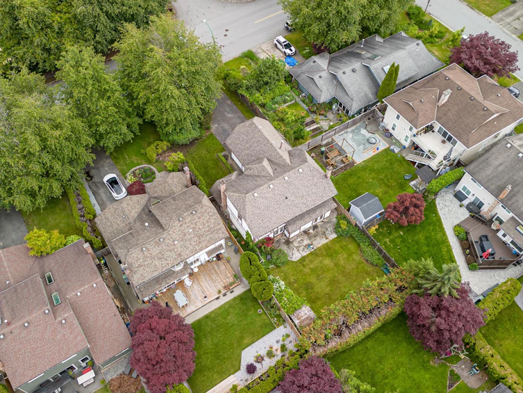 3893 Brockton Crescent, North Vancouver, BC, V7G 2L6 - 24