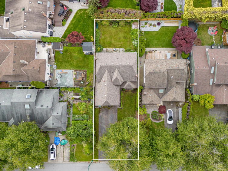 3893 Brockton Crescent, North Vancouver, BC, V7G 2L6 - 20