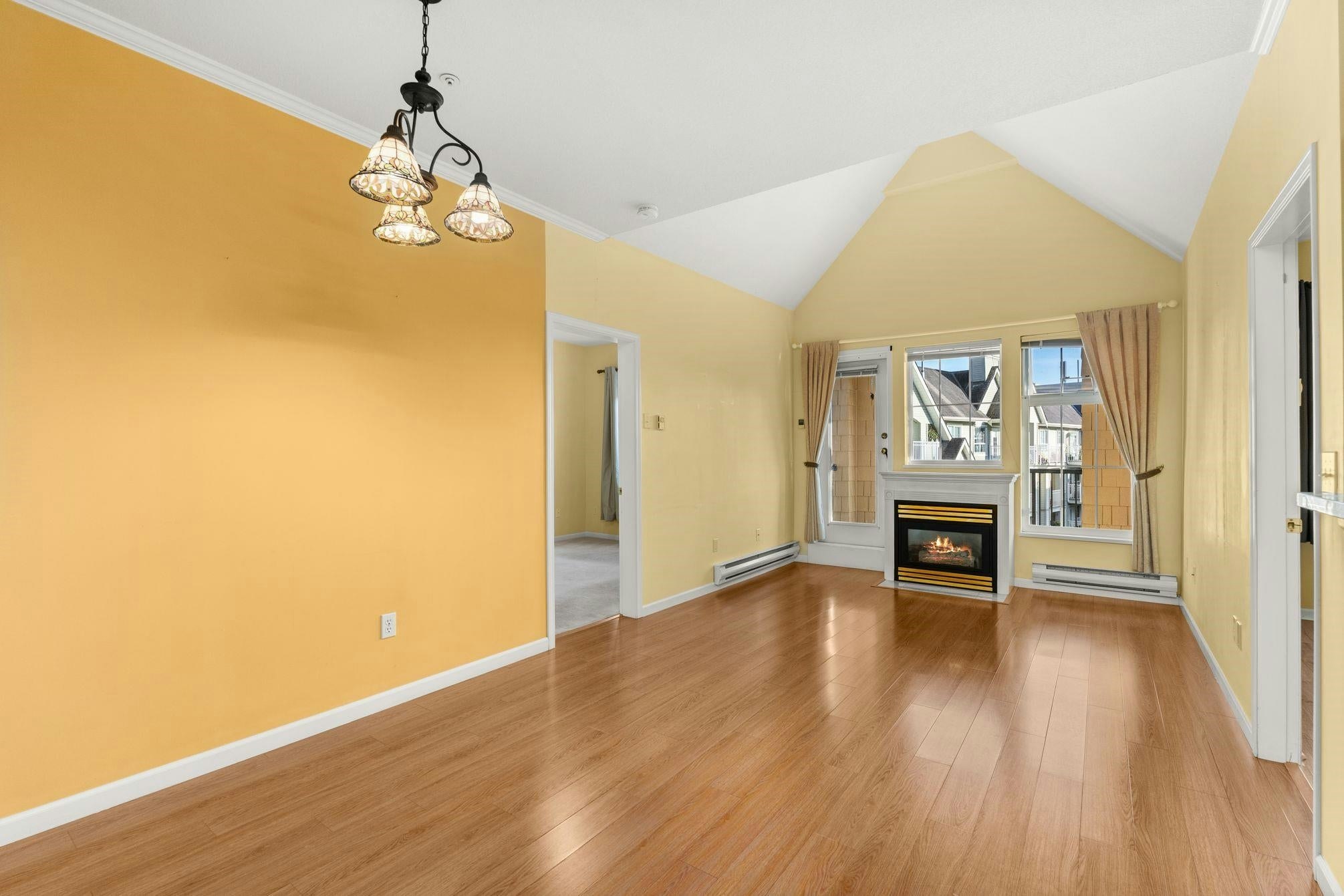 PH5-5555 13a Avenue, Delta, BC, V4M 2E7 - 13