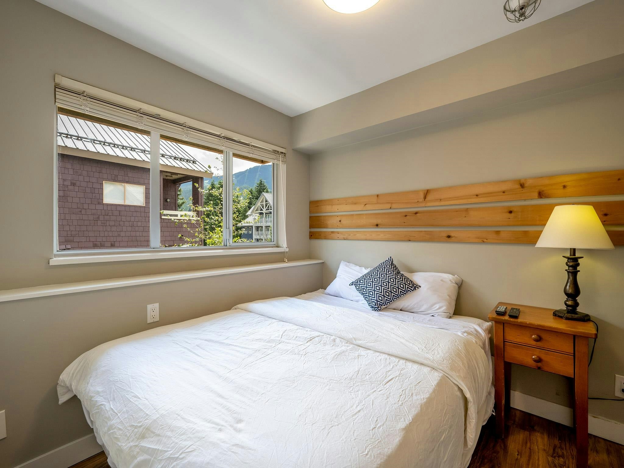 4340 Lorimer 347 Road - 4
