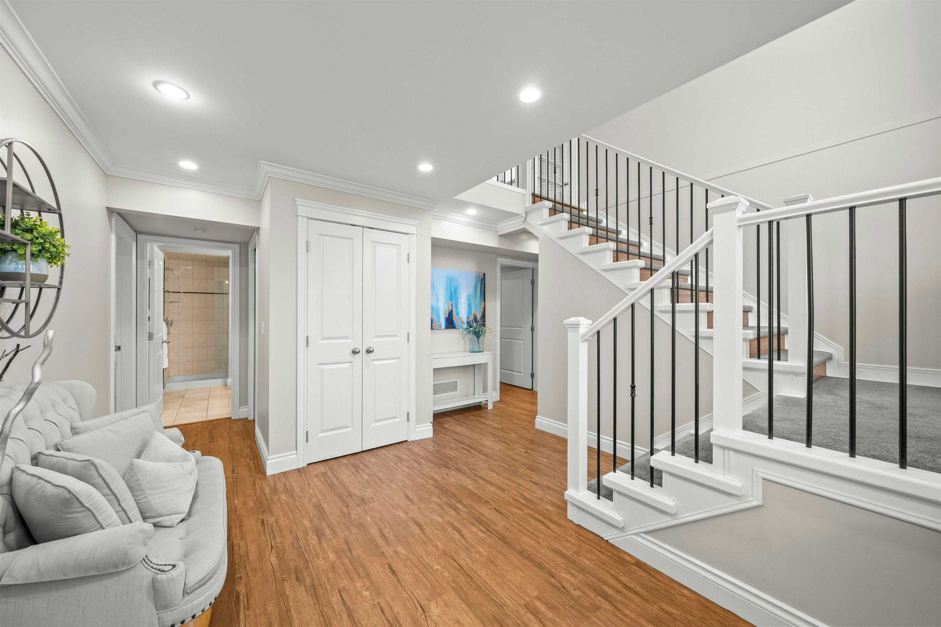 4935 Fenton Drive - 5
