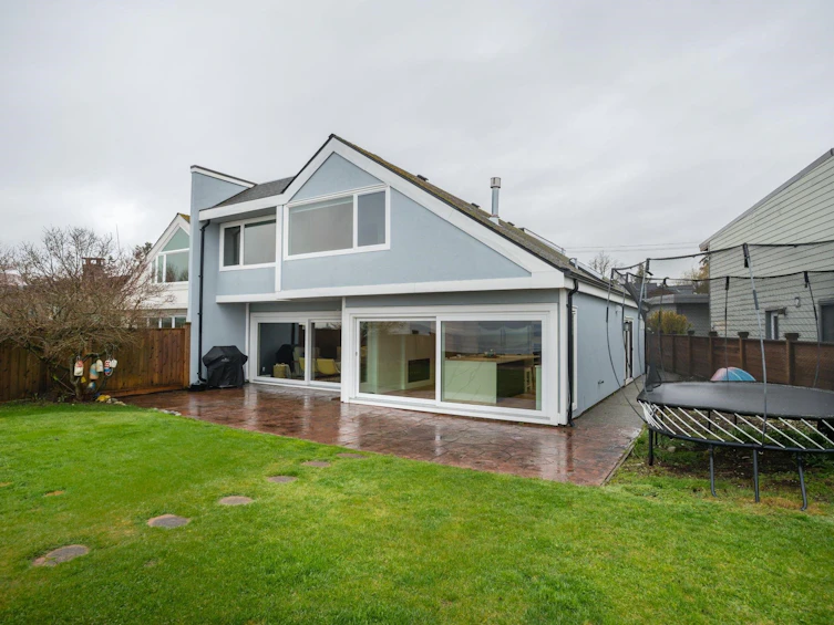 1584 Beach Grove Road, Delta, BC, V4L 1N6 - 31