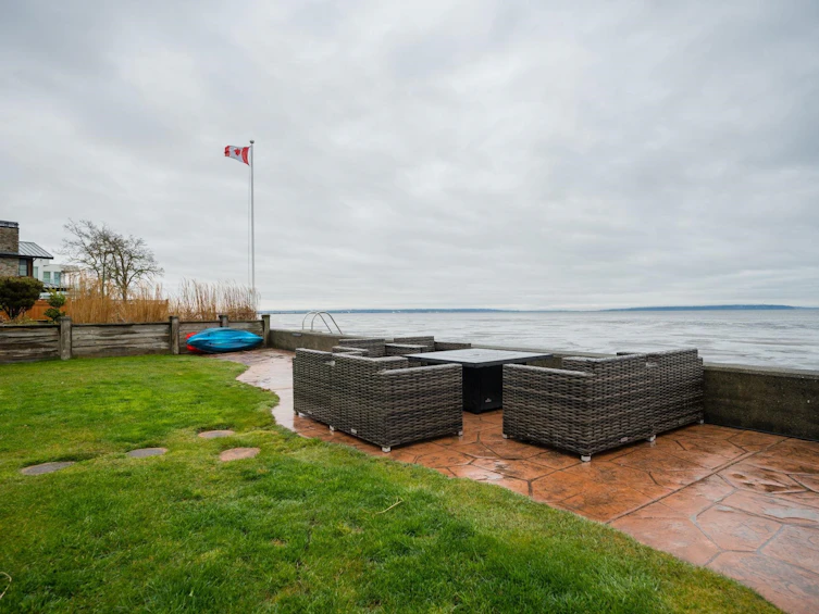 1584 Beach Grove Road, Delta, BC, V4L 1N6 - 27