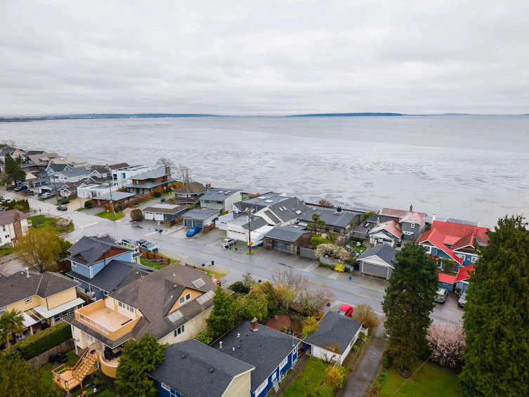 1584 Beach Grove Road, Delta, BC, V4L 1N6 - 39