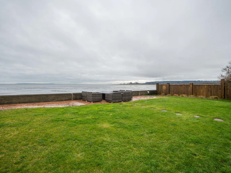1584 Beach Grove Road, Delta, BC, V4L 1N6 - 29